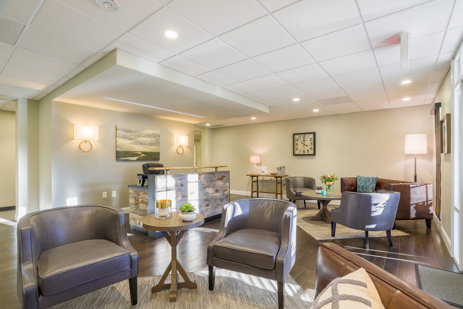 What is the Difference Between Inpatient and Outpatient Treatment for Addiction?